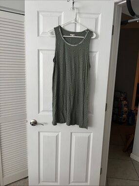 Layla Olive Green Embellished Sleeveless nightgown size L